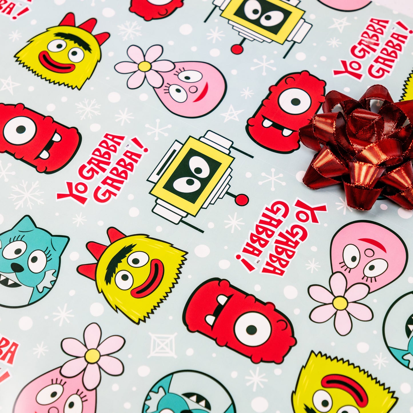 Reversible Holiday Wrapping Paper 3-Sheet Set!